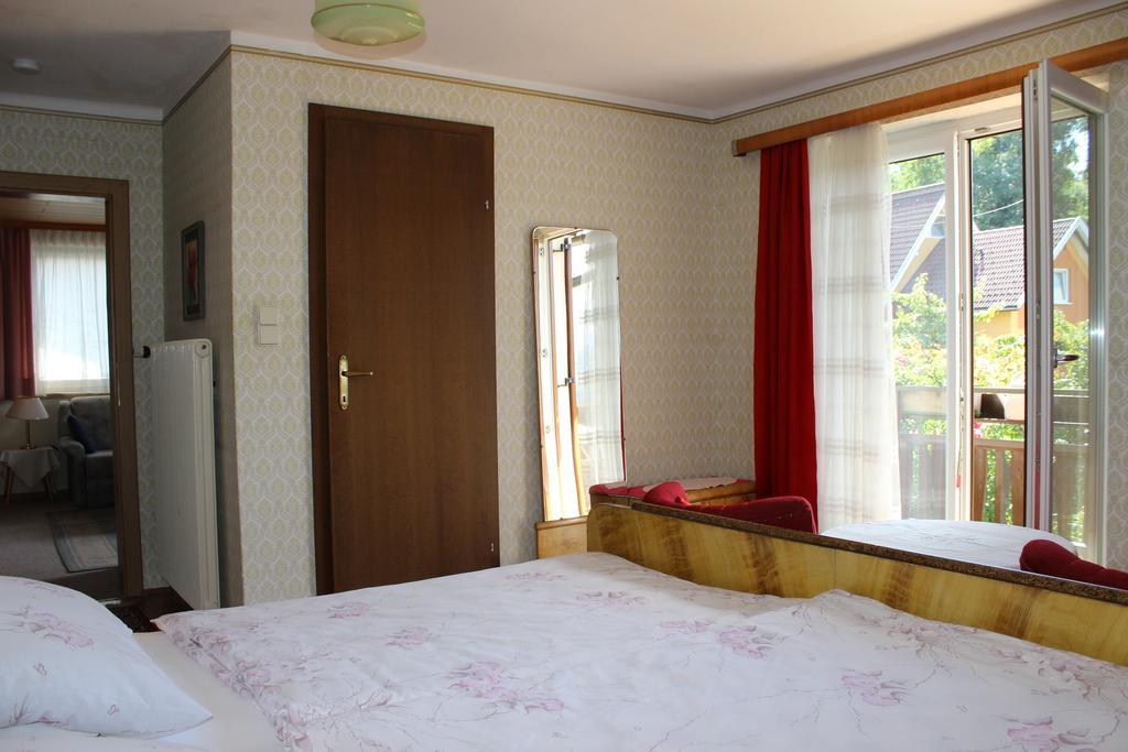 Dreimaderlhaus Apartamento Velden am Wörthersee Exterior foto