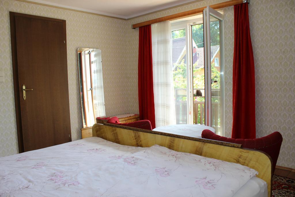 Dreimaderlhaus Apartamento Velden am Wörthersee Exterior foto