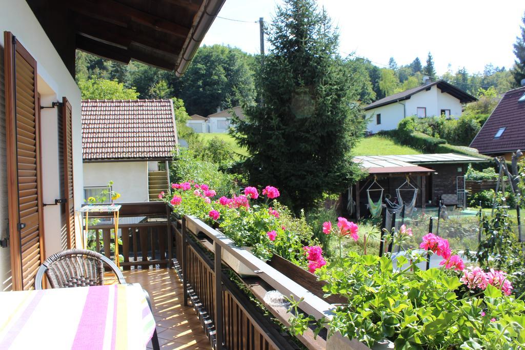 Dreimaderlhaus Apartamento Velden am Wörthersee Exterior foto